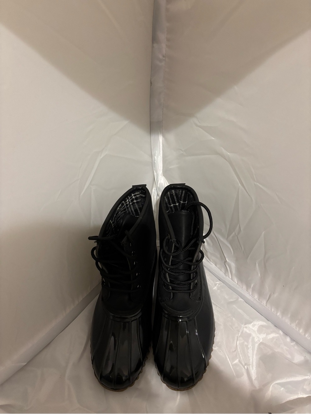 Charles Albert Black Men's Waterproof Lace-Up Duck Boots. Size 6